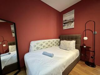 Sky Suites Lovely 3BR Suite at KLCC - 1