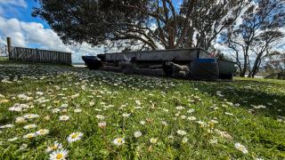 Large riverfront home with spa and stage - 8