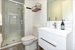 Latimer Central - Christchurch Holiday Homes - 3