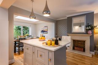 5bed hse with indoor pool and parking - Chesterton - 7