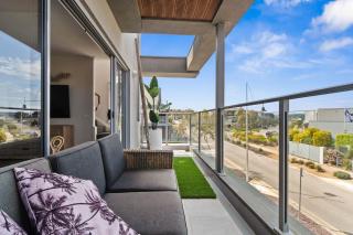 Martha Cove Retreat - 1