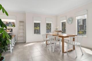 Martha Cove Retreat - 5