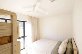 Off-Grid Farm Stay with Scenic Views - 7