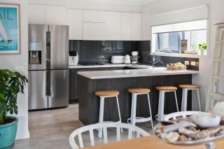 Martha Cove Retreat - 0