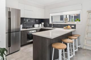 Martha Cove Retreat - 6