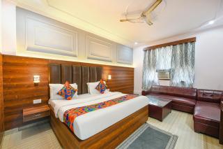 FabHotel Black Stone Palace - Ghaziabad - 8