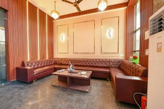 FabHotel Black Stone Palace - Ghaziabad - 3