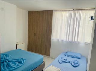 Apartaestudio con Piscina y Wifi - 3