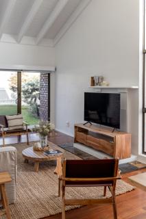 Noosa Gem in Peregian Beach - Ocean View - Steps to beach & village! Dog and family friendly - Peregian Beach - 5