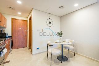 Chic Studio in The Crescent A, Dubai Production City by Deluxe Holiday Homes - Dubai - 9
