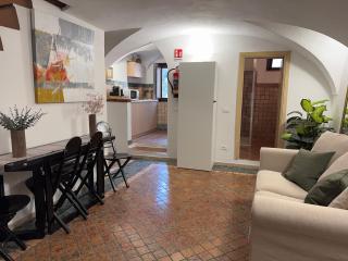 Medieval Experience, with Panoramic View - Pigna - 1