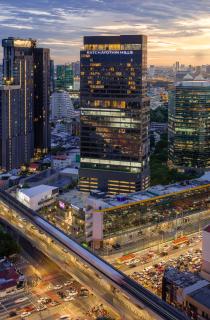 The Quarter Ratchayothin by UHG - 1