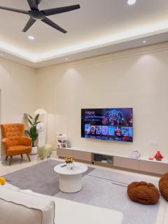 Brand new house with Karaoke room near to jonker Netflix 18 pax by Doraee Home - Malacca - 9