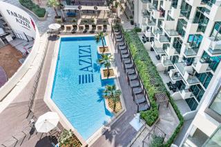 Modern Home Minutes Away from Downtown - Dubai - 6