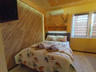 ROYAL LUX Kula - Kula - 2