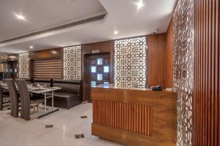 Park Avenue Hotel & Apartments Trichy - Tiruchirappalli - 2