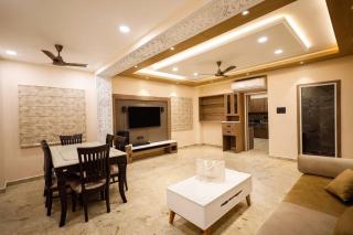 Myestay Elite The Ultimate Luxury Spacious Villa - Varanasi - 9