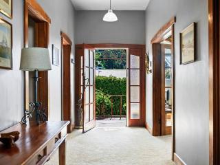 Santos 20th century cottage - South Burnie - 9