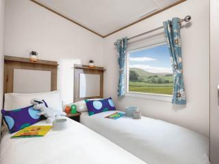 Ivy Caravan 2 Pets Welcome at Heather View Leisure Park - Stanhope - 7