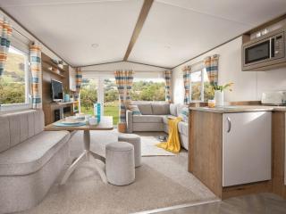 Ivy Caravan 2 Pets Welcome at Heather View Leisure Park - Stanhope - 6