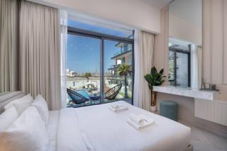 Beautiful Pool View JVC Cozy and Stylish Czechin - Dubai - 4