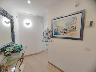Sunny 3 bed apartment Island Puerto Marina - Benalmadena Costa - 2