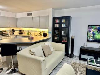 Entire 1 Bedroom Flat at Kensington Gardens Close to Hyde Park, Paddington St - Londra - 5