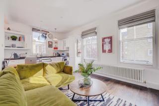 Stylish flat in Shoreditch, Private Roof Terrace - 2