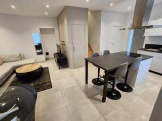 T4 duplex neuf parking - Aéroport-Eurexpo-Stade - Genas - 4