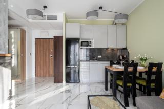 Prymasa Tysiąclecia 83A Separate Bedroom Free Garage By Perfect Apart 634 - Warsaw - 5