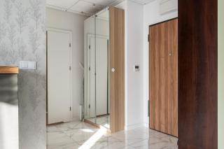 Prymasa Tysiąclecia 83A Separate Bedroom Free Garage By Perfect Apart 634 - Warsaw - 1