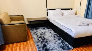 Hotel Yogin Rooftop Bar & Restaurant - 2