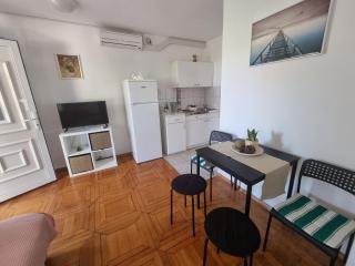 Apartments Rising Sun - Vir - 4