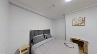 Grand 2 bed Apartment - Belvedere - 8