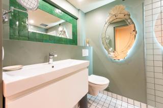 Cannes 1-Br Apartment Quiet Balcony - 4