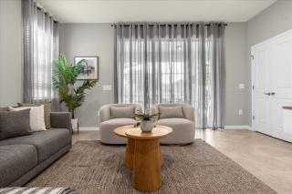 Last Minute Disney Getaway! Private Pool, Hot Tub & Games Room. Book Now! #90495 - Davenport - 1