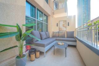 Luxury at Standpoint with Balcony Burj Khalifa View SP507 - 1