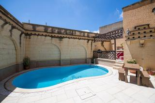 3 Bedroom Holiday Farmhouse with Private Pool in Gozo - Żebbuġ - 2