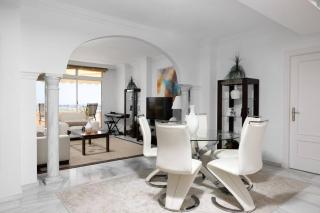 2 Bed apartment in Magna Marbella with sea views - Marbella - 1