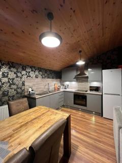 Harvest 15 Lodge - Yellowtop Country Park - Hot Tub - Yorkshire - 2