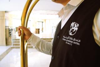 Plaza Athenee Hotel - Kuwait - 8