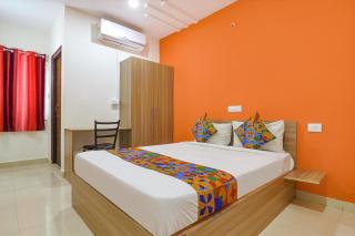 FabExpress Kings Inn - 7