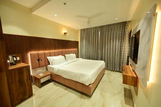 Hotel Vishwam Residency - Varanasi - 1