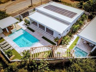 NEW Luxury 5BR Villa - Casa Graziano by Bocobay - Oranjestad - 0