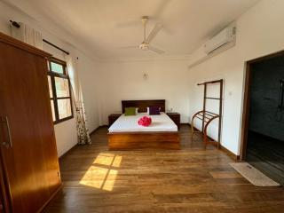 Golden Buddha Holidays - Aluthgama - 0