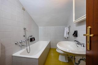 Hotel Beau Sejour Pré-Saint-Didier - Pré-Saint-Didier - 9
