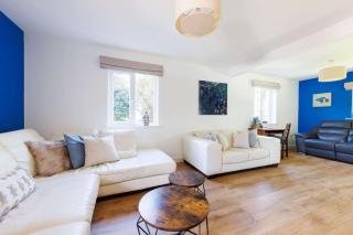 Lux Countryside Haven Mins to Beach Garden - 3