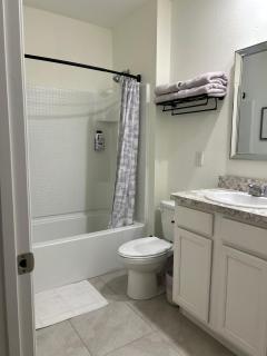 Divine room - Davenport 5 star - shared bathroom - 5