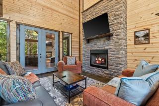 Brand New! Pop's Place, Pet Friendly, Hot Tub, Playset, Firewood, and More! - Stephens Gap - 6