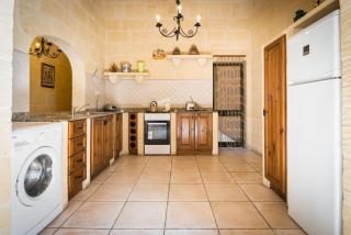 3 Bedroom Holiday Home with Private Pool and Views - Nadur - 4
